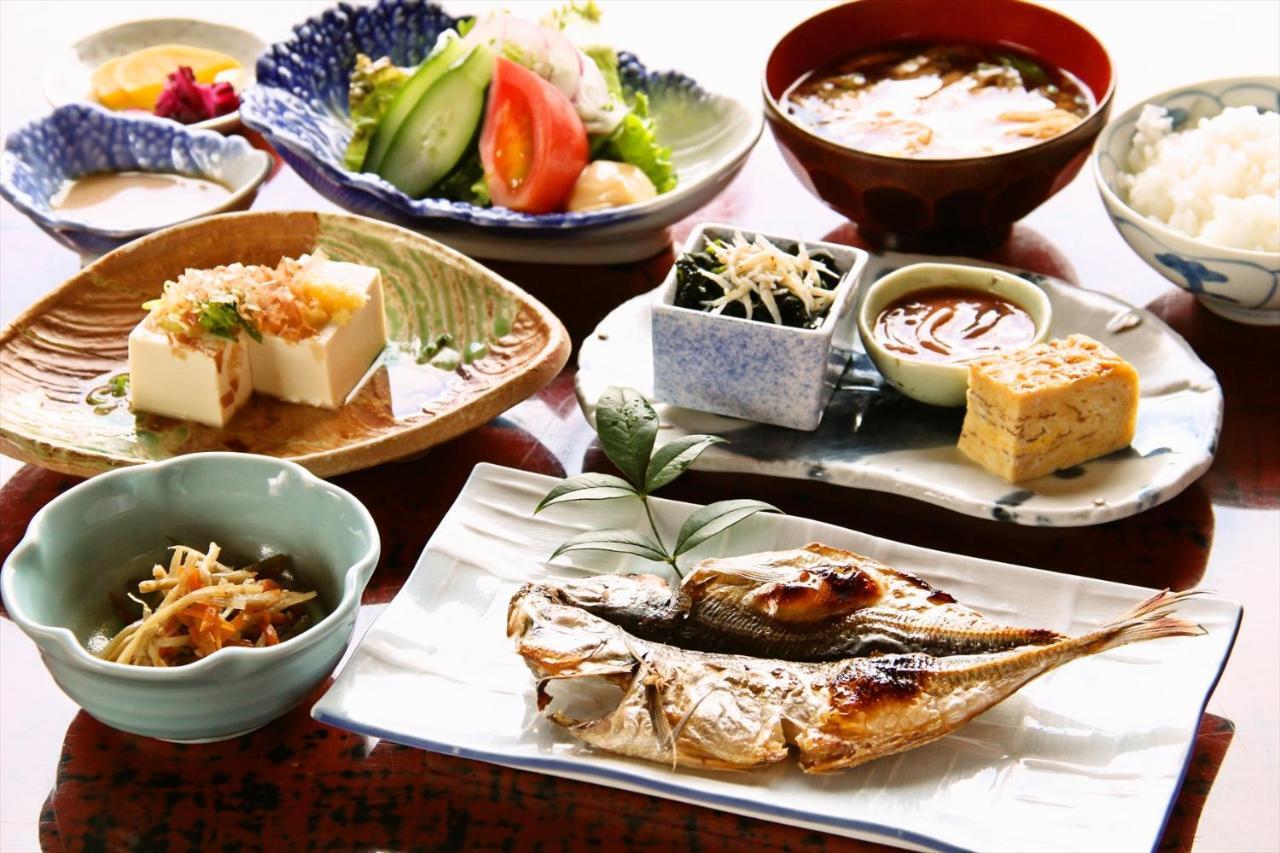 Ajiro Kanko Hotel Atami  Bagian luar foto
